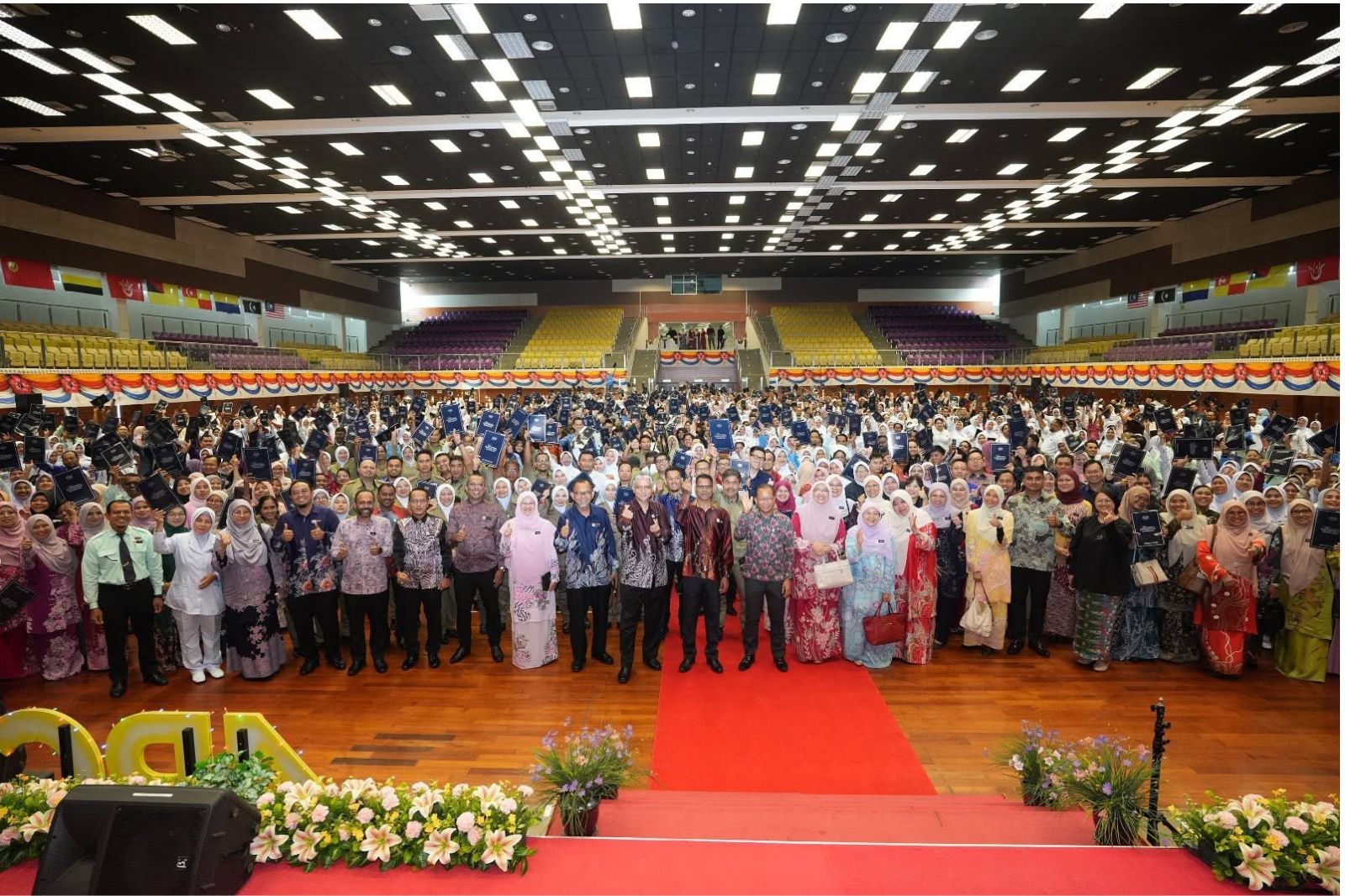 TAHNIAH PENERIMA ANUGERAH PERKHIDMATAN CEMERLANG (APC) TAHUN 2025 HOSPITAL SERI ISKANDAR