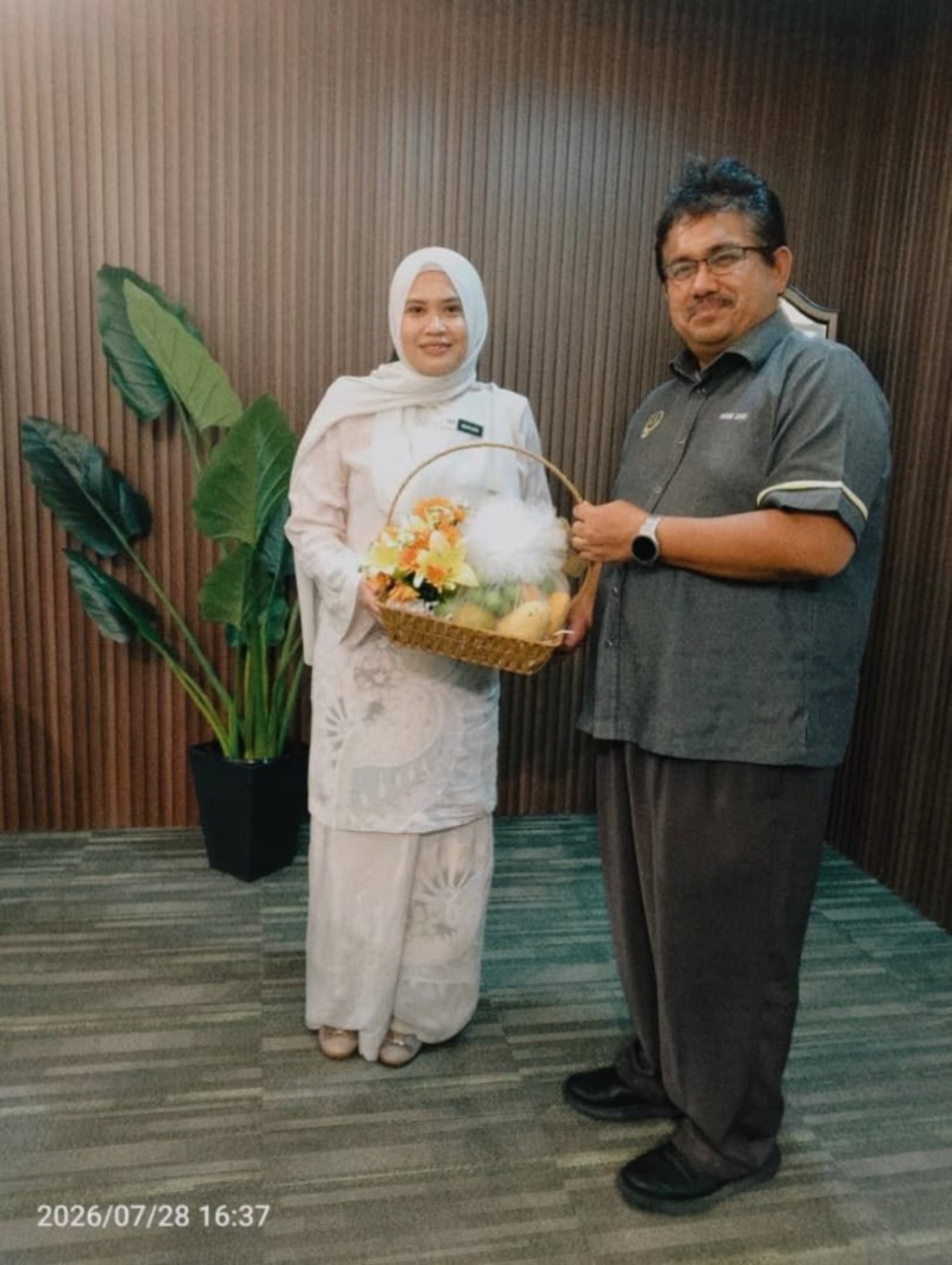 jungan hormat pengarah